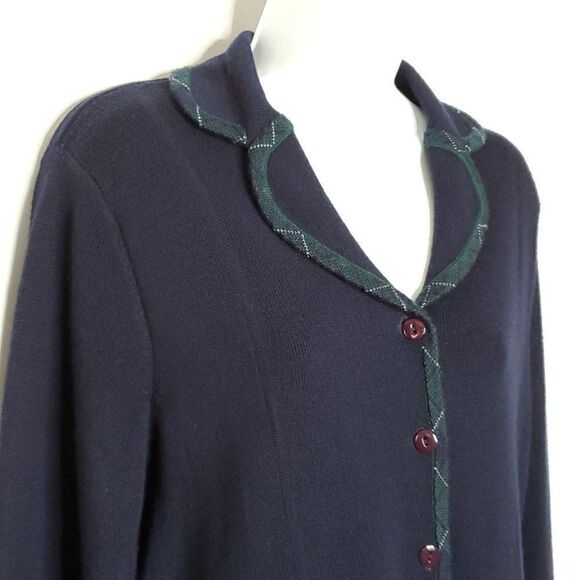 NEW Pendleton Cardigan Sz M Navy Green Plaid Trim Merino Wool 2 Front Pockets - Picture 2 of 5